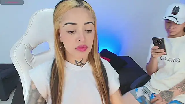 Snapshot of farichell chatting on 11, 3, 2026 farichell online show from 11, 3, 2026