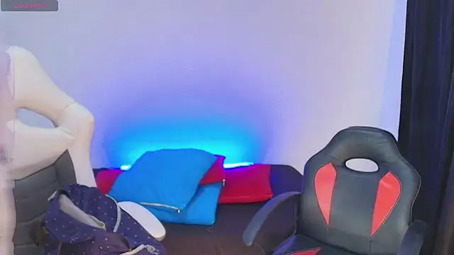 Snapshot of farichell chatting on 13, 3, 2026 farichell online show from 13, 3, 2026