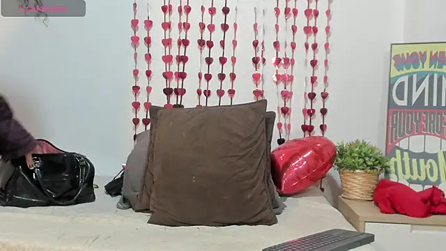 StefanyMiler online show from 15, 2, 2026