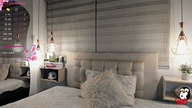 cristal  hot 1 online show from 9, 1, 2026