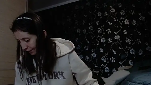 Sophi Cute online show from 20, 12, 2025