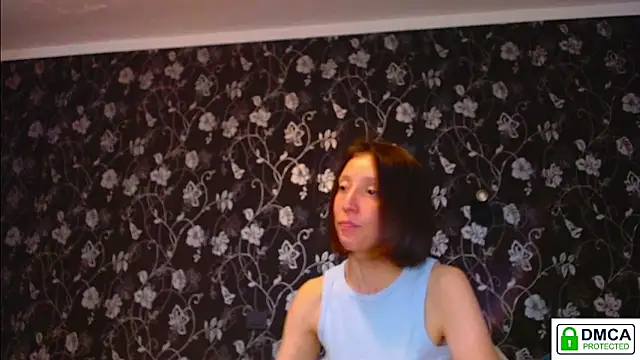 Snapshot of Sophi_Cute chatting on 12, 5, 2026 Sophi Cute online show from 12, 5, 2026