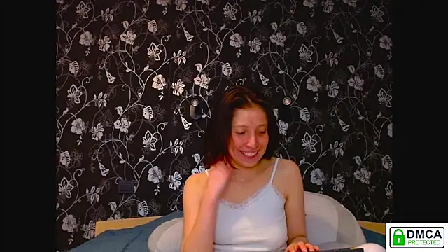 Snapshot of Sophi_Cute chatting on 18, 5, 2026 Sophi Cute online show from 18, 5, 2026
