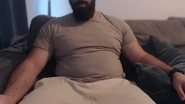 hugemachohandsome online show from 14, 2, 2026