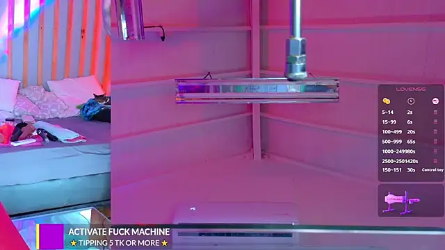 Snapshot of Miss_Pawi chatting on 26, 11, 2025 Miss Pawi online show from 26, 11, 2025