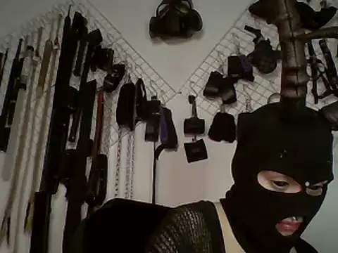 Snapshot of FeticheMacabre chatting on 15, 12, 2024 FeticheMacabre online show from 15, 12, 2024