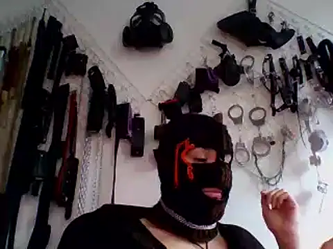 Snapshot of FeticheMacabre chatting on 11, 1, 2025 FeticheMacabre online show from 11, 1, 2025