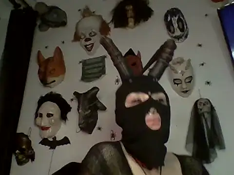 Snapshot of FeticheMacabre chatting on 8, 2, 2025 FeticheMacabre online show from 8, 2, 2025