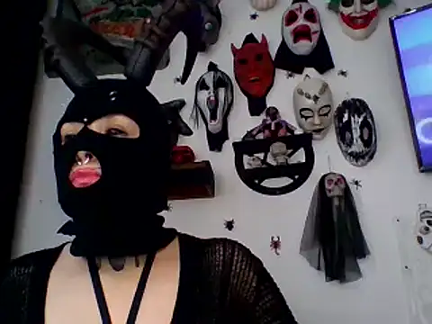 Snapshot of FeticheMacabre chatting on 11, 10, 2025 FeticheMacabre online show from 11, 10, 2025