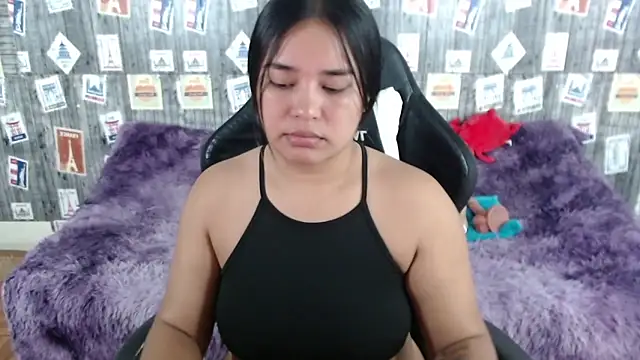 SaraCrow online show from 2, 2, 2025