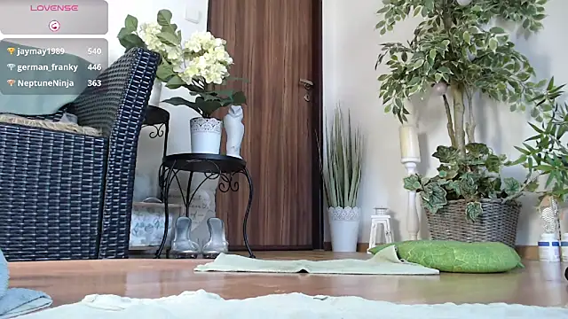 Squirtmania online show from 9, 3, 2025