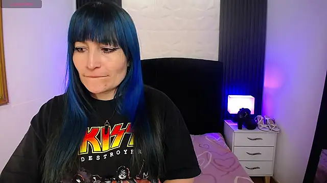 alicia moom online show from 23, 1, 2025