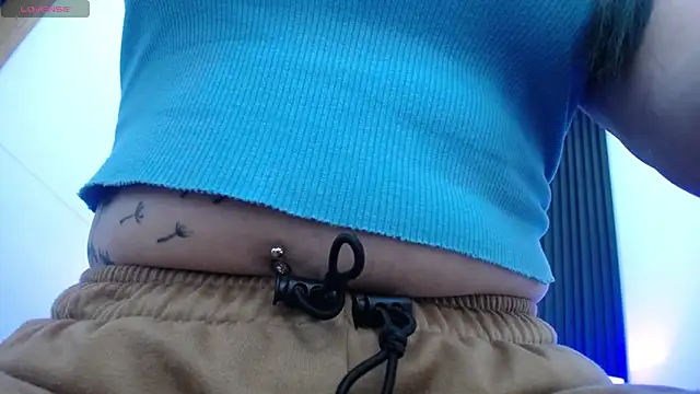 alicia moom online show from 10, 2, 2025