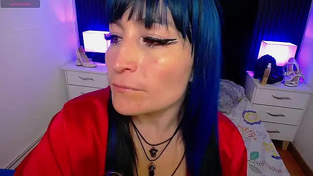 alicia moom online show from 11, 2, 2025