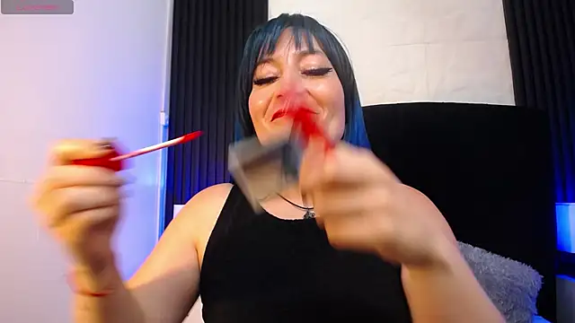 alicia moom online show from 8, 10, 2025