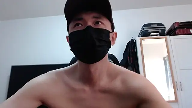 Snapshot of twbobo00715 chatting on 27, 4, 2026 twbobo00715 online show from 27, 4, 2026