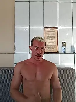 Snapshot of MachoScorpionCaralho chatting on 8, 2, 2025 MachoScorpionCaralho online show from 8, 2, 2025