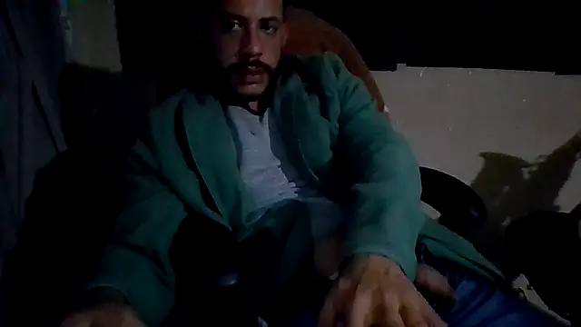 Snapshot of MachoScorpionCaralho chatting on 26, 9, 2025 MachoScorpionCaralho online show from 26, 9, 2025