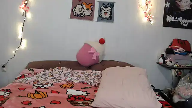 Cupcakecutie449 online show from 23, 10, 2025