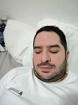 Snapshot of CamiolfeHotXxx chatting on 5, 3, 2025 CamiolfeHotXxx online show from 5, 3, 2025