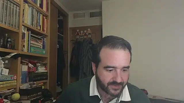 Snapshot of curiosillo83 chatting on 20, 12, 2025 curiosillo83 online show from 20, 12, 2025