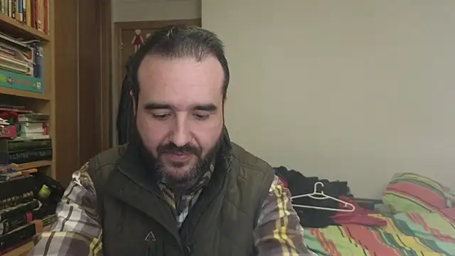 Snapshot of curiosillo83 chatting on 8, 1, 2026 curiosillo83 online show from 8, 1, 2026