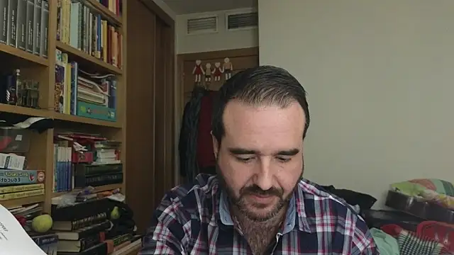 Snapshot of curiosillo83 chatting on 1, 2, 2026 curiosillo83 online show from 1, 2, 2026