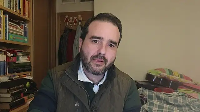 Snapshot of curiosillo83 chatting on 3, 2, 2026 curiosillo83 online show from 3, 2, 2026