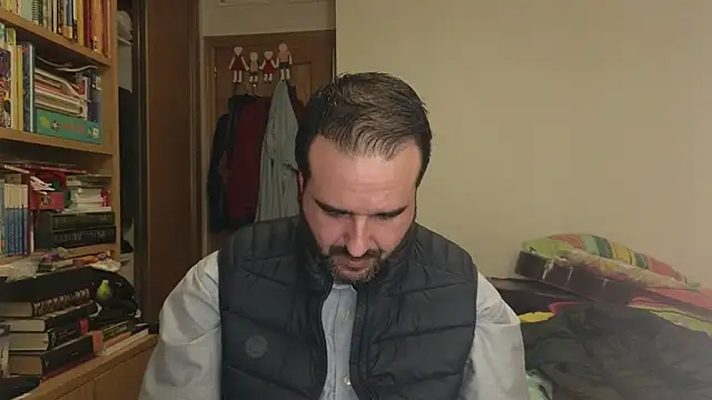 Snapshot of curiosillo83 chatting on 4, 2, 2026 curiosillo83 online show from 4, 2, 2026