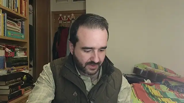 Snapshot of curiosillo83 chatting on 5, 2, 2026 curiosillo83 online show from 5, 2, 2026