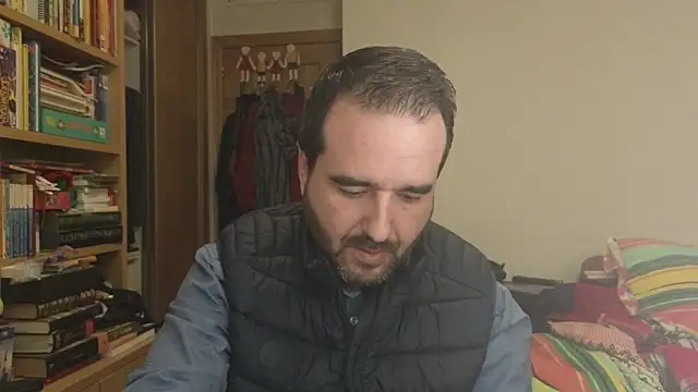 Snapshot of curiosillo83 chatting on 15, 2, 2026 curiosillo83 online show from 15, 2, 2026