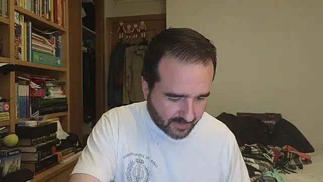 Snapshot of curiosillo83 chatting on 22, 2, 2026 curiosillo83 online show from 22, 2, 2026