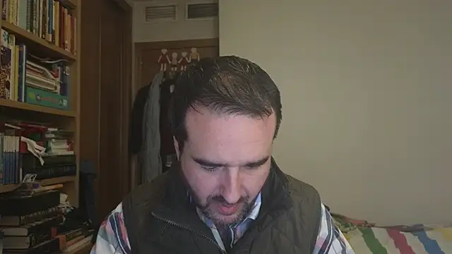 Snapshot of curiosillo83 chatting on 2, 3, 2026 curiosillo83 online show from 2, 3, 2026