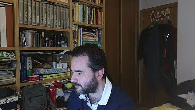 Snapshot of curiosillo83 chatting on 19, 3, 2026 curiosillo83 online show from 19, 3, 2026