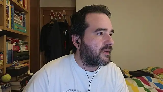 Snapshot of curiosillo83 chatting on 21, 3, 2026 curiosillo83 online show from 21, 3, 2026