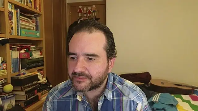Snapshot of curiosillo83 chatting on 1, 4, 2026 curiosillo83 online show from 1, 4, 2026