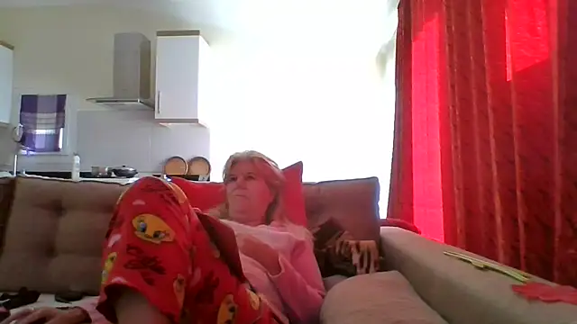 TrustfulVampire1 online show from 15, 11, 2025