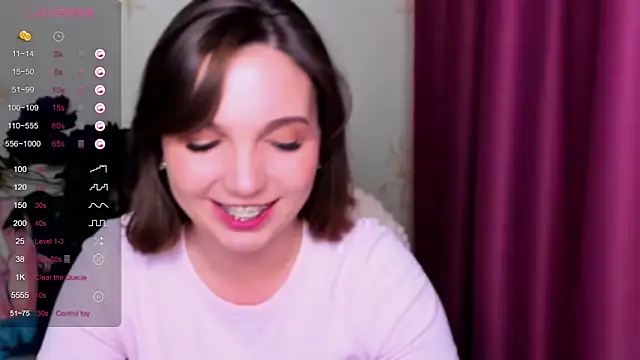 KindHazelHere  online show from 13, 3, 2025