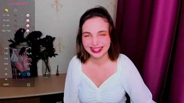 KindHazelHere  online show from 11, 9, 2025