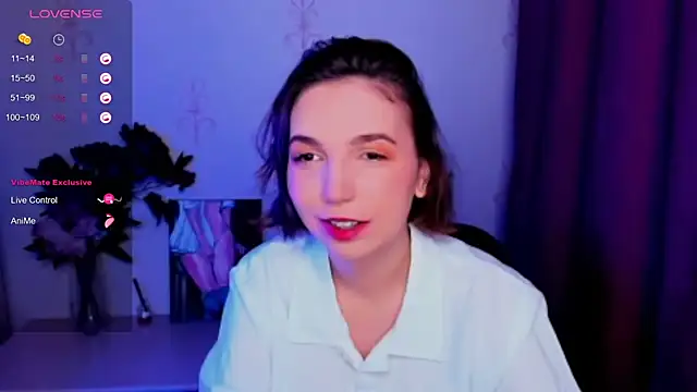 KindHazelHere  online show from 13, 10, 2025