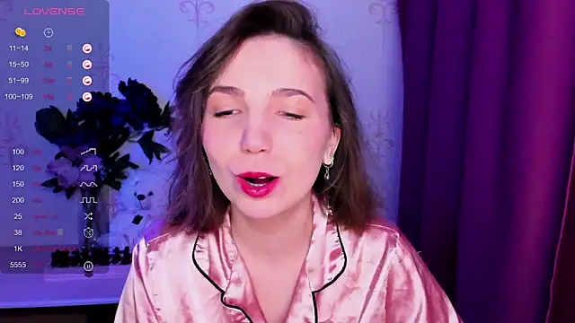 KindHazelHere  online show from 8, 2, 2026