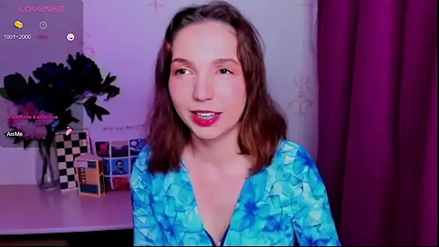 Snapshot of KindHazelHere_ chatting on 6, 7, 2026 KindHazelHere online show from 6, 7, 2026
