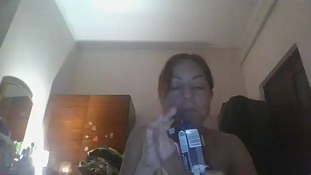 Snapshot of ShawnaAdams chatting on 5, 10, 2025 ShawnaAdams online show from 5, 10, 2025