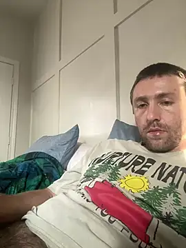 Snapshot of Bimmer7171 chatting on 24, 6, 2026 Bimmer7171 online show from 24, 6, 2026
