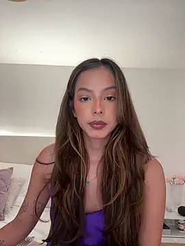 Bella cutte  online show from 17, 12, 2025