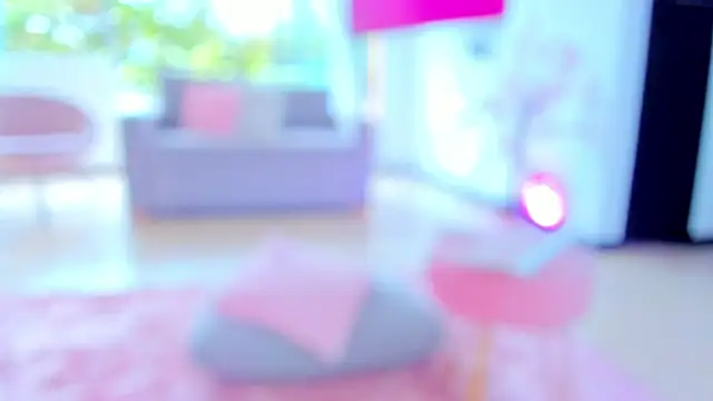 Sophi Jonnes online show from 1, 2, 2025