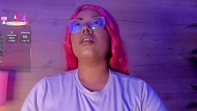 Snapshot of _nickypurple_ chatting on 7, 3, 2025 nickypurple online show from 7, 3, 2025