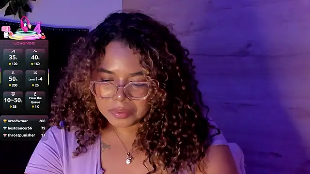 Snapshot of _nickypurple_ chatting on 10, 3, 2025 nickypurple online show from 10, 3, 2025