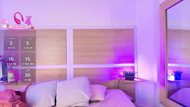 Snapshot of _nickypurple_ chatting on 4, 10, 2025 nickypurple online show from 4, 10, 2025