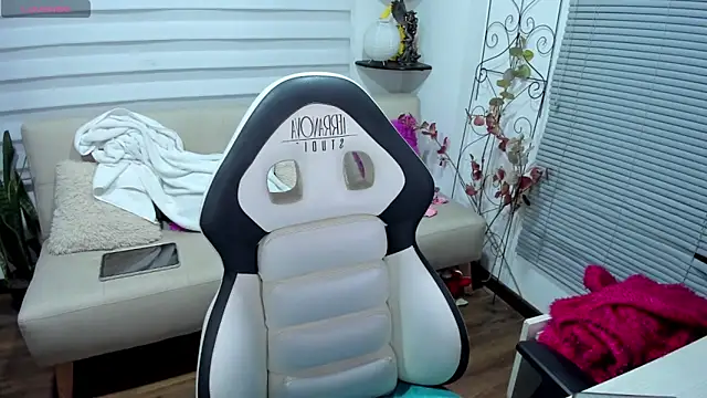 Lunlunera online show from 10, 3, 2026